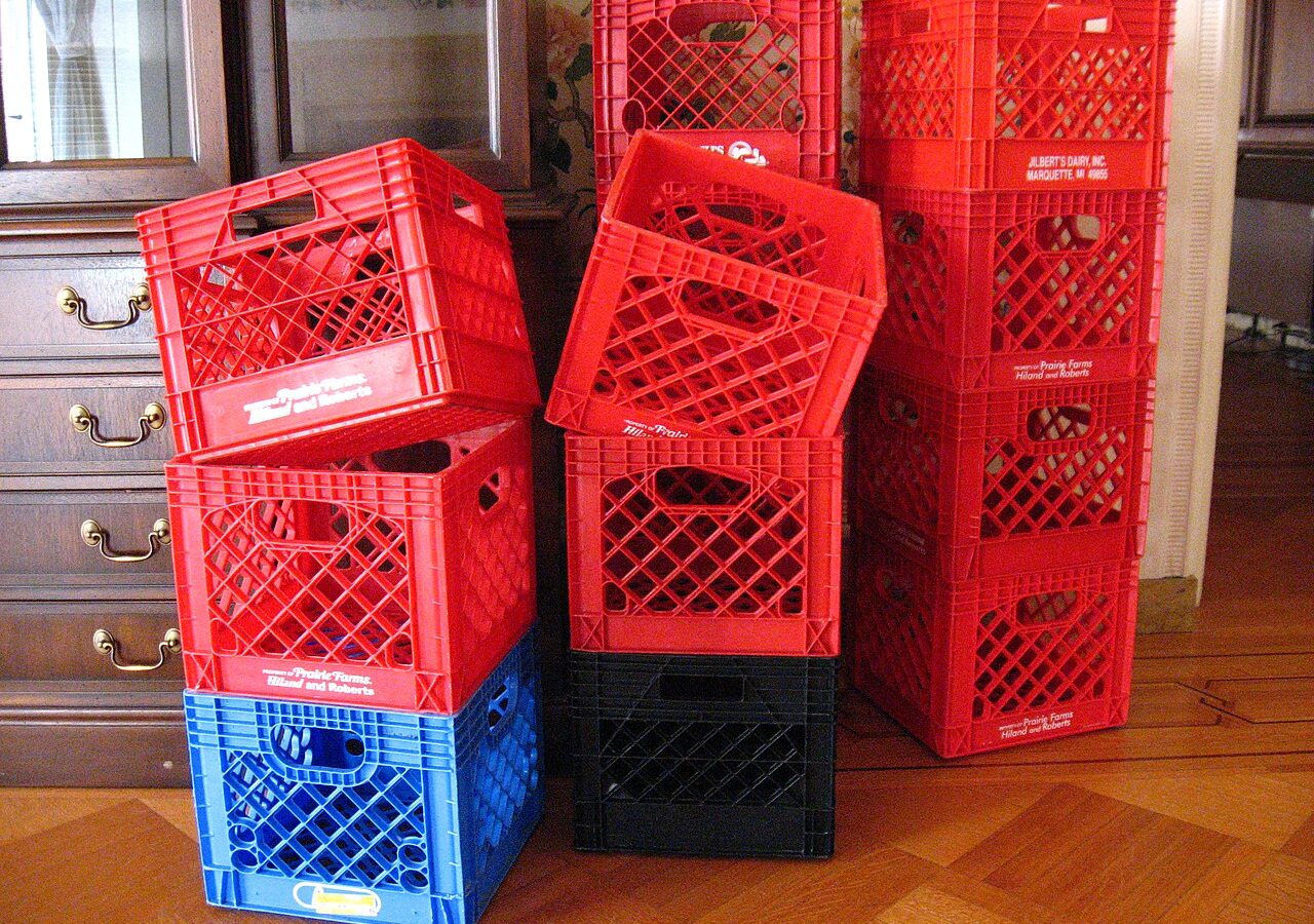 Milk in Glass Bottles: How Deposit Schemes Actually Work